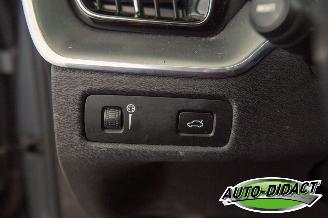 Volvo Xc-60 2.0 B4 Automaat Leder Navi Motorschade Momentum Business picture 15