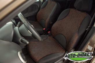 Nissan Note 1.6 Airco picture 24