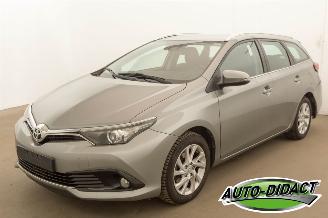 skadebil auto Toyota Auris Touring Sports 1.2 Clima Navi Camera 85kw Comfort 2018/7