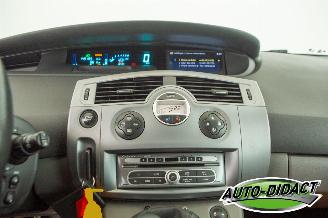 Renault Grand-scenic 2.0-16V Navi Clima 7p. Tech Line picture 10