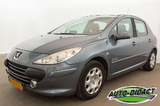 Schadeauto Peugeot 307 1.6-16V Clima Oxygo 2007/1