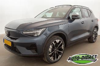 Coche accidentado Volvo EX40 Single Motor Extended Range Plus 82 kWh 2025/10