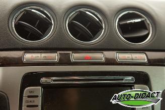Ford Galaxy 2.0-16V Ghia Motorschade picture 7