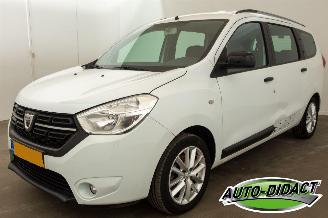 škoda osobní automobily Dacia Lodgy 1.3 TCe Comfort 7p. Motorschade 2019/10