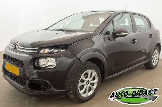 Unfallwagen Citroën C3 1.2 PureTech Clima Navi S&S Feel 2019/5