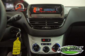 Peugeot 208 1.0 VTi Airco 113.669 km NAP LIKE picture 9