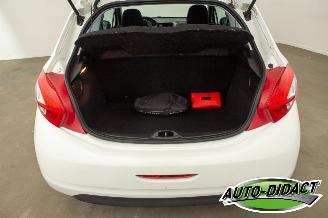 Peugeot 208 1.0 VTi Airco 113.669 km NAP LIKE picture 32