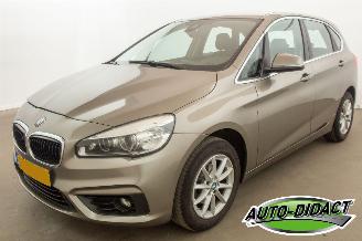 krockskadad bil auto BMW 2-serie Active Tourer - 216i Centennial High Executive 2016/6