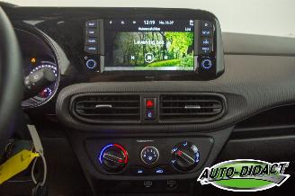 Hyundai I-10 1.0 49kW Automaat 31.592 km Airco Navi Camera picture 11