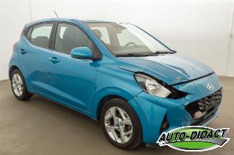 Hyundai I-10 1.0 49kW Automaat 31.592 km Airco Navi Camera picture 2