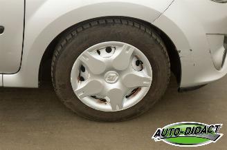 Renault Twingo 1.2-16V Airco Authentique picture 25