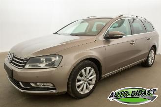 Coche accidentado Volkswagen Passat 1.6 TDI Navi Clima Comfortline 2012/2