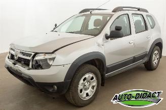 krockskadad bil auto Dacia Duster 1.5 dCi 81kW Airco Laureate 2012/3