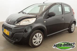 škoda osobní automobily Peugeot 107 1.0 Airco Access Accent 2013/4