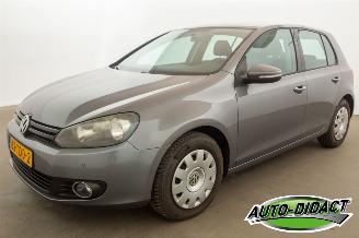Schadeauto Volkswagen Golf 1.2 TSI Automaat Clima Trendline BlueMotion 2012/1