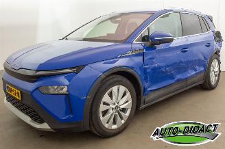 Schadeauto Skoda Elroq 60 buss edition Navi Camera 31.690 km NAP 2025/7