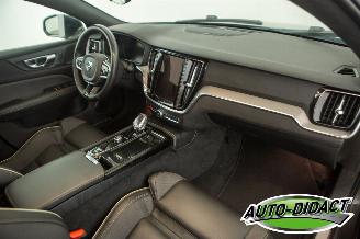 Volvo S-60 2.0 T6 AWD R-Design Pano Recharge Plug-in Hybrid picture 16
