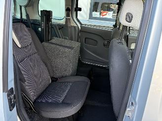 Renault Kangoo 1.6 16V Privilege met Rolstoellift picture 28