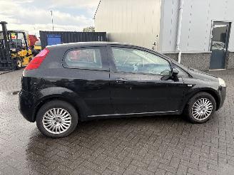 Fiat Grande Punto 1.4 16V Dynamic picture 5