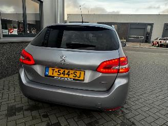 Peugeot 308 1.2 PureTech Allure Automaat picture 7