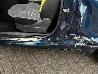 Fiat 500C 0.9 TwinAir Turbo Lounge picture 10