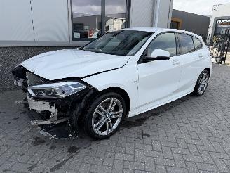 BMW 1-serie 118I High Executive picture 14