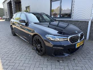 Unfallwagen BMW 5-serie 530I High Executive M-Pakket 2021/3