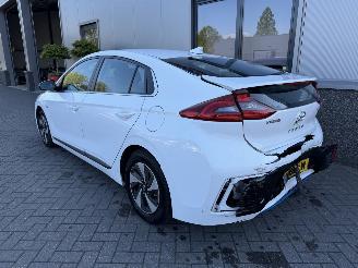 Hyundai Ioniq 1.6 GDI First Edition picture 24