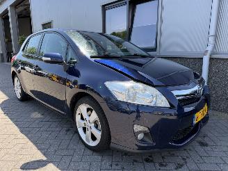 Unfallwagen Toyota Auris 1.8 Full Hybrid Aspiration 2011/11