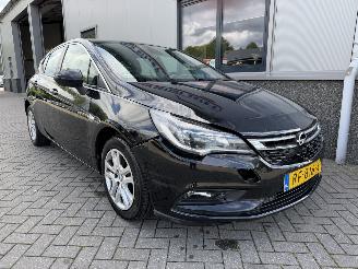 Auto incidentate Opel Astra 1.0 Online Edition 2017/11