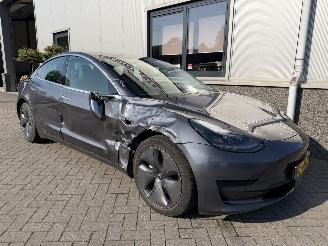 Voiture accidenté Tesla Model 3 Standard RWD Plus 60 kWh 2020/12