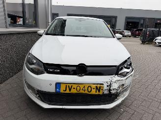 Volkswagen Polo 1.0 BlueMotion Connected Series picture 24