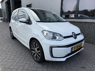 skadebil auto Volkswagen e-Up! e-up! 2021/12