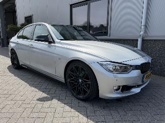 skadebil auto BMW 3-serie 328i xDrive High Executive 2014/3