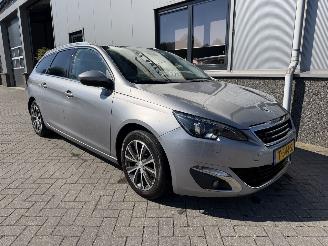 Schadeauto Peugeot 308 308 SW 1.2 PureTech Allure Automaat 2017/4