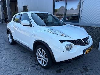 Schadeauto Nissan Juke 1.6 Acenta Automaat 2014/2