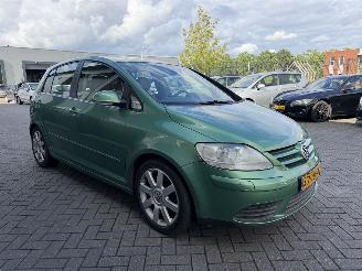 skadebil auto Volkswagen Golf plus 2.0 TDI Sportline Business Automaat. 2007/4
