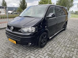 Volkswagen Transporter 2.0 TDI L2H1 DC Comfortline picture 1