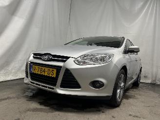 Coche accidentado Ford Focus Focus 3 Hatchback 1.0 Ti-VCT EcoBoost 12V 100 (M2DA(Euro 5)) [74kW]  (=
02-2012/05-2018) 2014/3