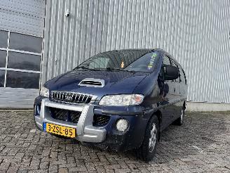 Unfallwagen Hyundai H-200 H-1/H-200 Van 2.5 CRDi Powervan (D4CB) [103kW]  (08-2003/12-2007) 2006/3