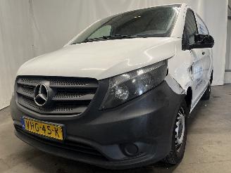 Vaurioauto  passenger cars Mercedes Vito Vito (447.6) Van 2.2 114 CDI 16V (OM651.950) [100kW]  (10-2014/...) 2016/7