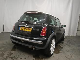 Mini Mini Mini (R50/53) Hatchback 1.6 16V Cooper (W10-B16A) [85kW]  (06-2001/09-=
2006) picture 4