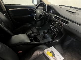 Volvo V-40 V40 (MV) Hatchback 5-drs 1.6 D2 (D4162T) [84kW]  (03-2012/12-2016) picture 9