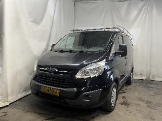 Vaurioauto  passenger cars Ford Transit Transit Custom Van 2.2 TDCi 16V (DRFF) [74kW]  (04-2012/06-2016) 2015/1