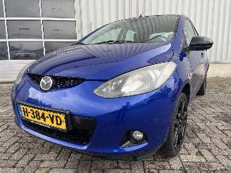 uszkodzony samochody osobowe Mazda 2 2 (DE) Hatchback 1.3 16V S-VT High Power (ZJ46) [63kW]  (10-2007/06-20=
15) 2009/11