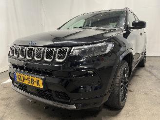 krockskadad bil auto Jeep Compass Compass II (MP) SUV 1.3 4XE 240 16V 4x4 (46337540) [177kW]  (04-2020/.=
=2E.) 2022/12