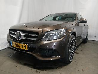 damaged passenger cars Mercedes C-klasse C (W205) Sedan C-180 1.6 CDI BlueTEC, C-180 d 16V (OM626.951(R9M)) [85=
kW]  (05-2014/05-2018) 2015/1