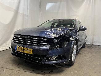 krockskadad bil auto Volkswagen Passat Passat Variant (3G5) Combi 2.0 TDI 16V 150 (CRLB) [110kW]  (11-2014/03=
-2024) 2015/2