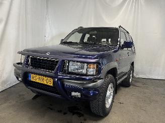 uszkodzony samochody osobowe Opel Monterey Monterey (A) Terreinwagen 3.2 V6 24V (6VD1) [130kW]  (08-1991/03-1994)= 1993/12