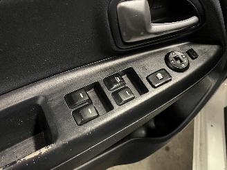 Kia Rio Rio III (UB) Hatchback 1.2 CVVT 16V (G4LA5) [63kW]  (09-2011/12-2017) picture 15